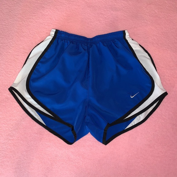 Nike Running Shorts - Picture 2 of 2
